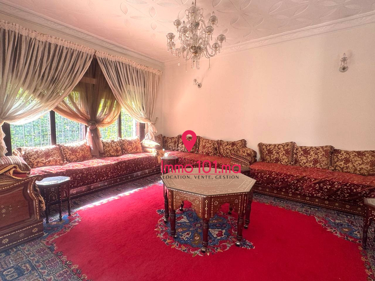 Villa à rénover à vendre à Hay Riad ZLV2279